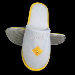 天津市酒店賓館用品批發(fā) 短毛絨拖鞋與一次性洗漱用品廠家直銷