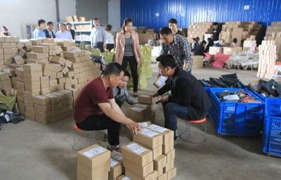 跨界助農新篇章 電商公司半月售出50萬枚雞蛋，日用雜品銷售模式引關注